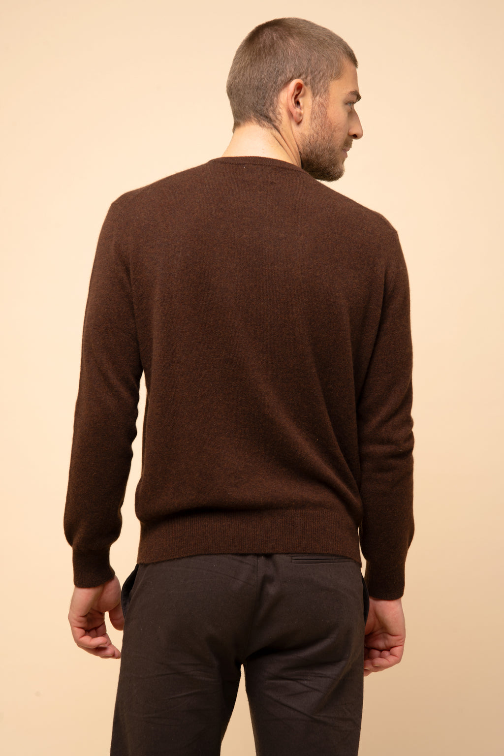 Just Cashmere – Sweter z okrągłym dekoltem – Howard – Kawowy
