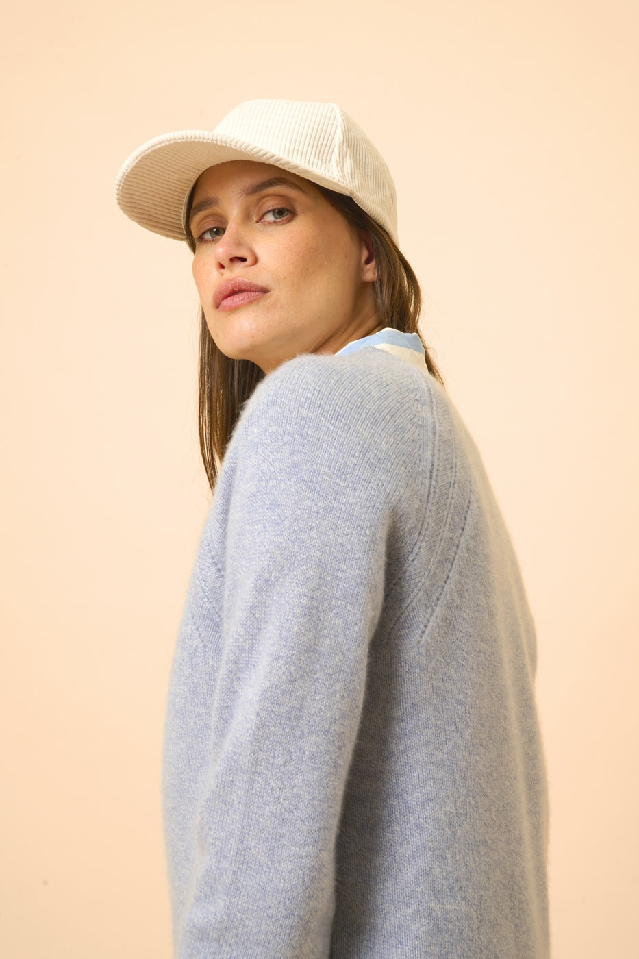 4 Thread Round Neck Sweater - Arequipa - Ivory Blue