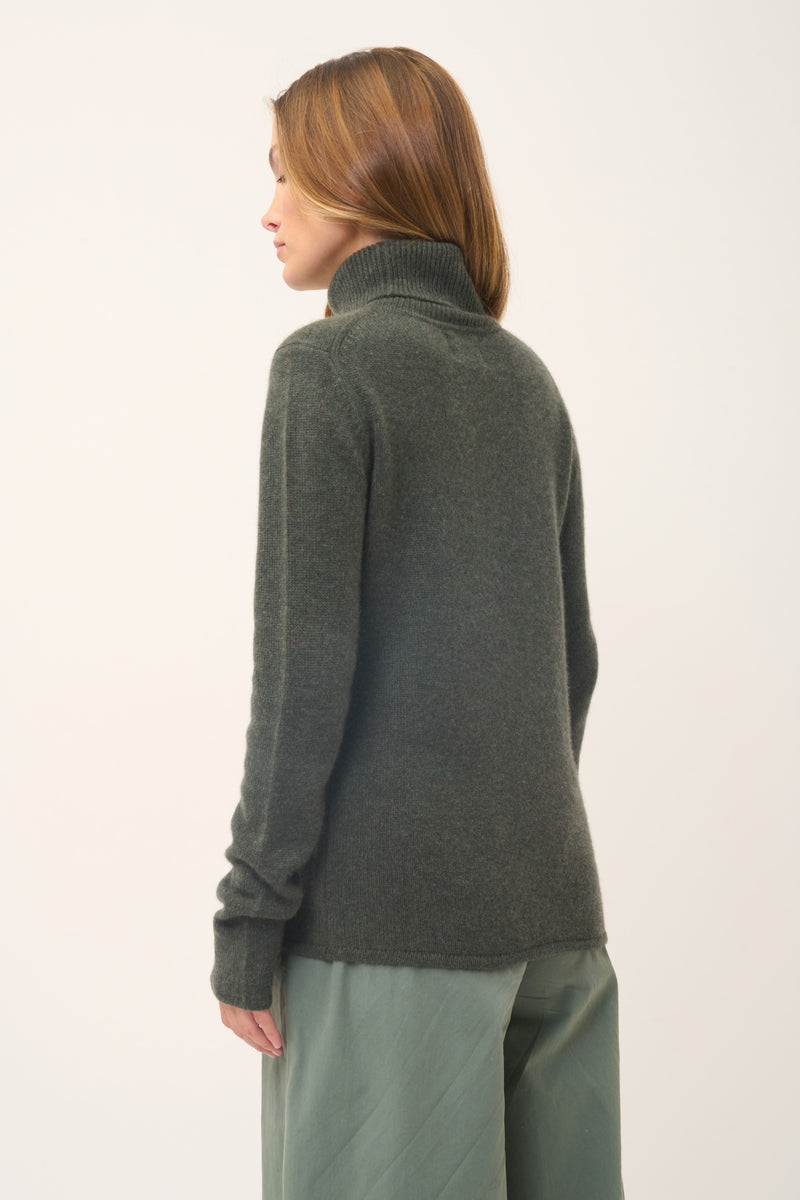 Sweter z golfem z 4-wątkowej przędzy June – 100% kaszmir 4-wątkowy – Kaki melanż – Kobieta