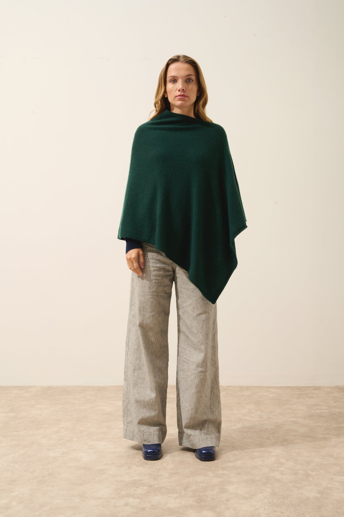 Poncho 4-draads - Ashley - Cipres