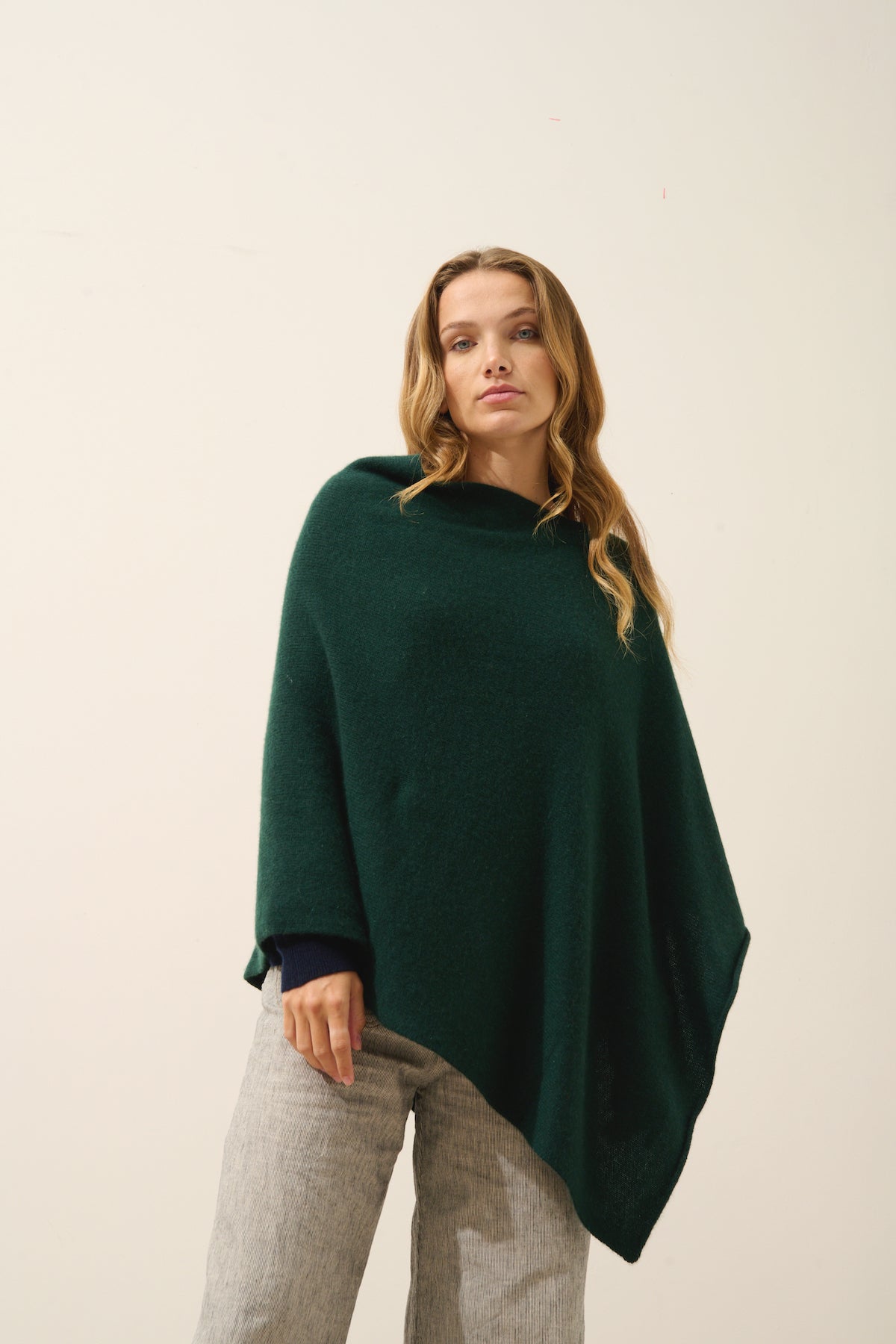 Poncho 4-draads - Ashley - Cipres