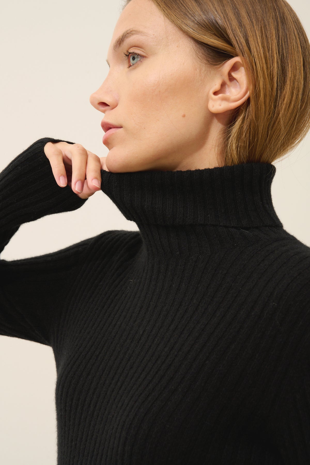 Pull Col Roulé - Miraya - Noir