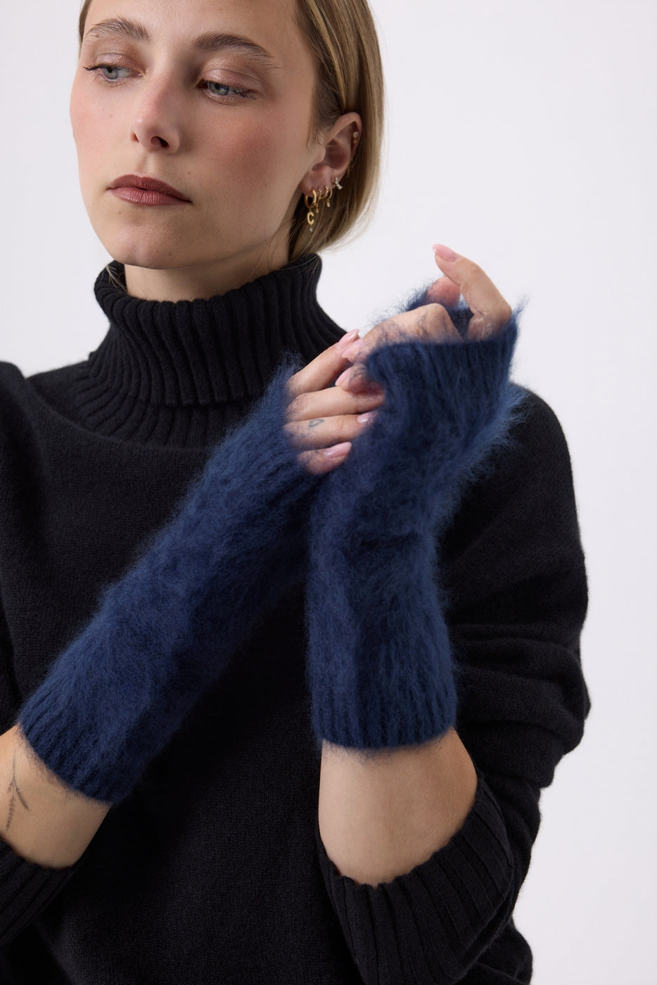 Mittens – Brushed Cashmere Kael - Marinblå - Unisex