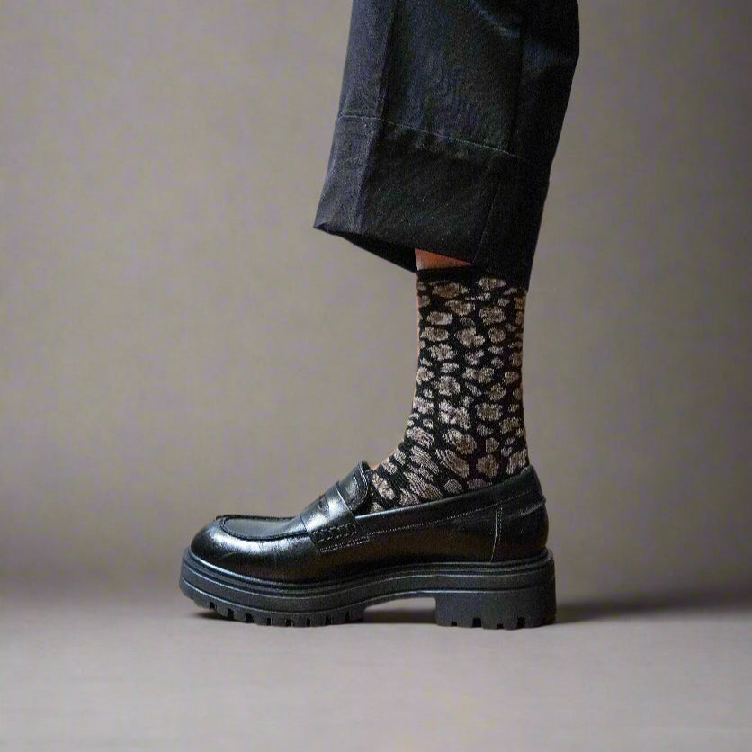 Calcetines ecológicos de lúrex con purpurina - Estampado de leopardo negro