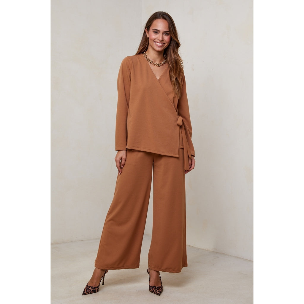 Conjunto - Camello