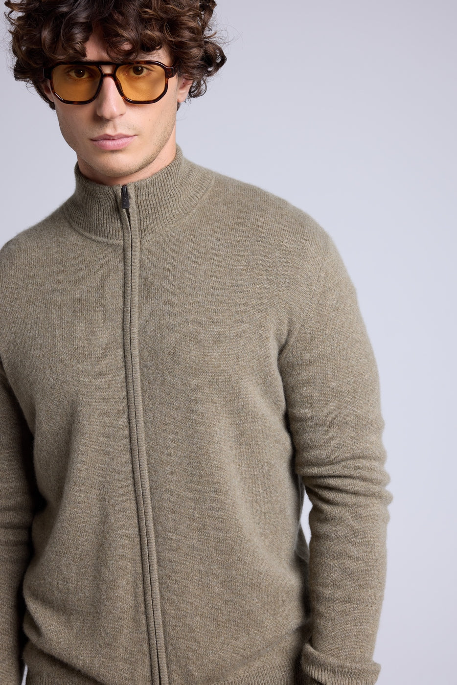 Strickjacke mit Reißverschluss und Stehkragen Leo - Khakigrün - Herren - 100% Kaschmir