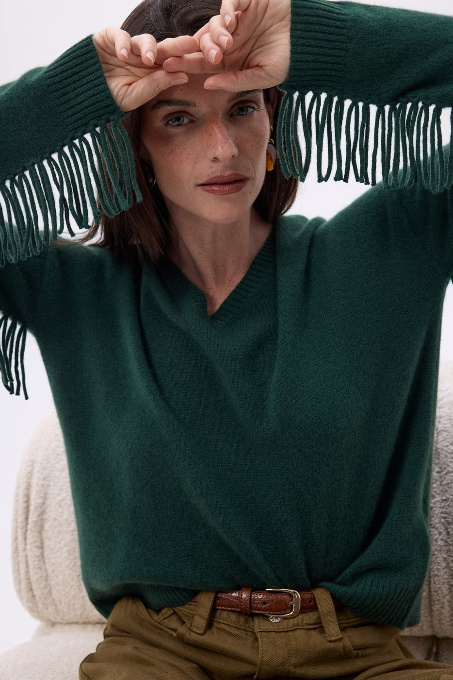 Pullover mit V-Ausschnitt und Fransen Lina – Flaschengrün – Damen – 100 % Kaschmir