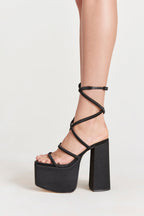 Hyte Heeled Sandals - Black