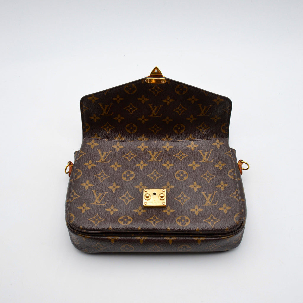 Louis Vuitton Pochette Métis Monogram