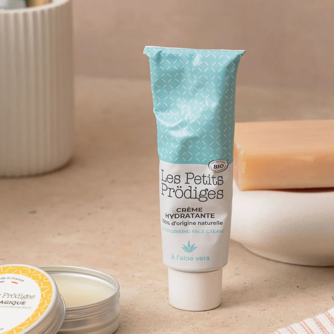 Organic universal moisturizing cream with hyaluronic acid and aloe vera