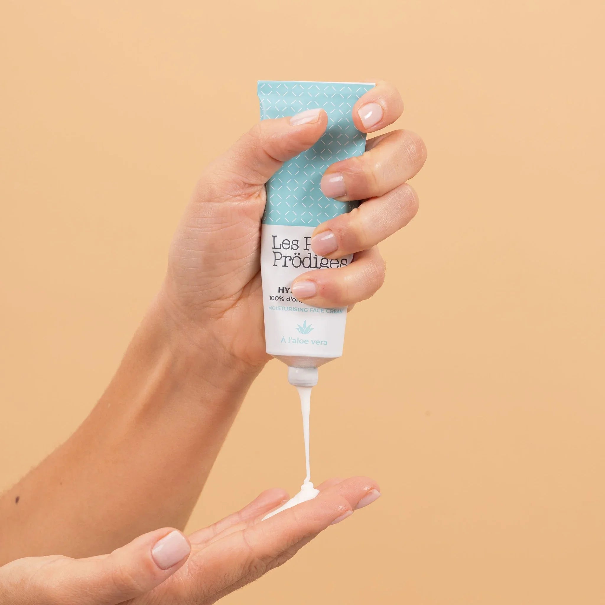 Organic facial moisturizer