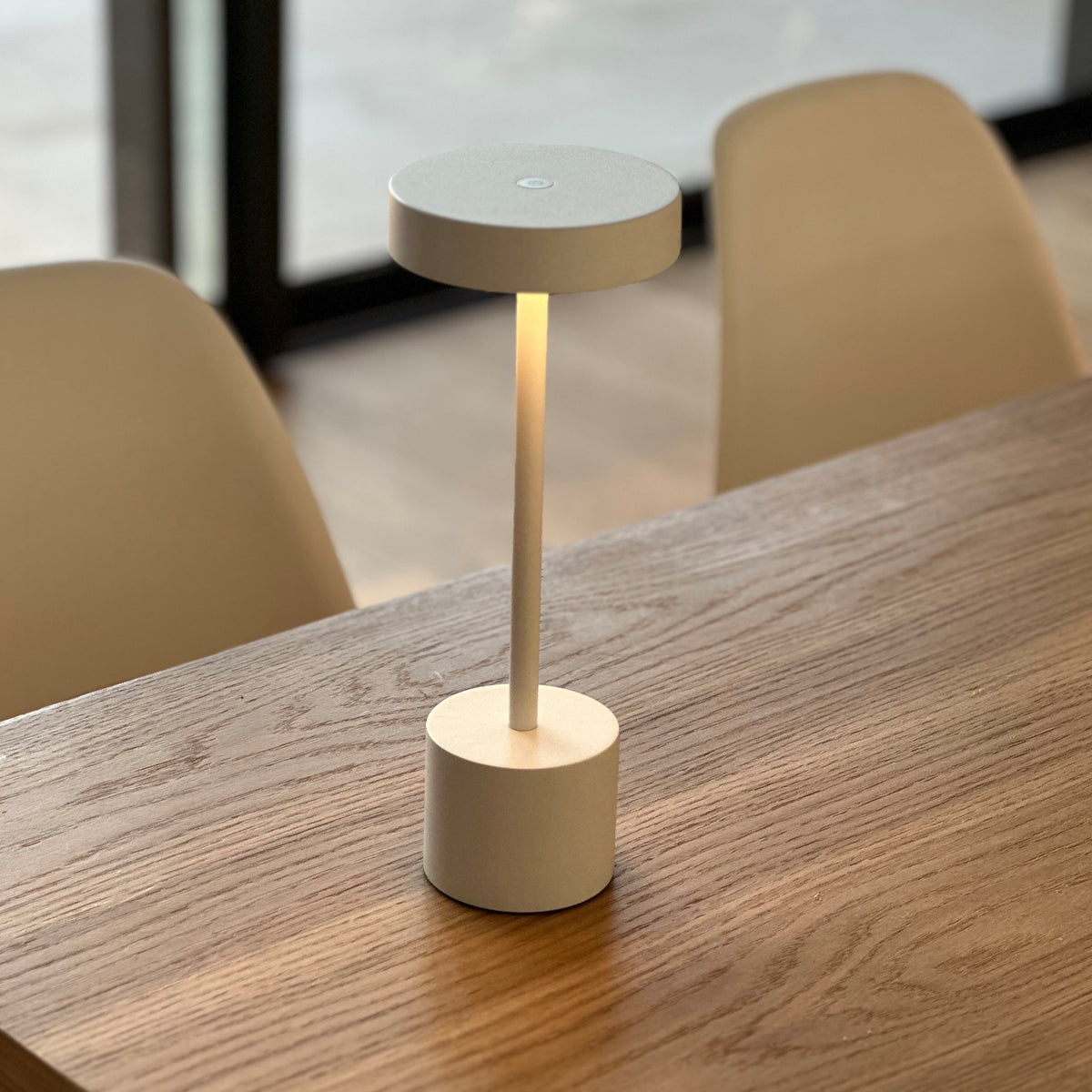 Roby - Lampe De Table Sans Fil - Acier - Blanc