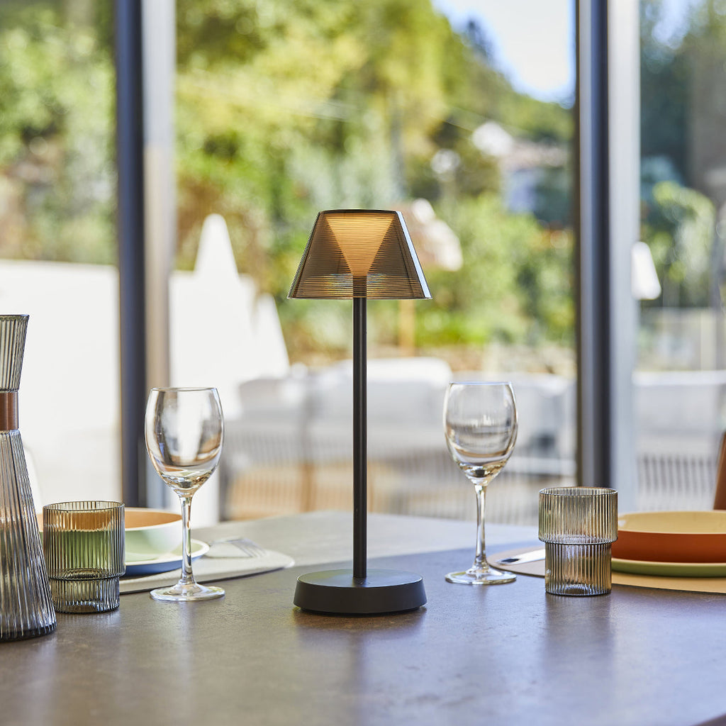 Beverly - Wireless Table Lamp - Plastic - Black
