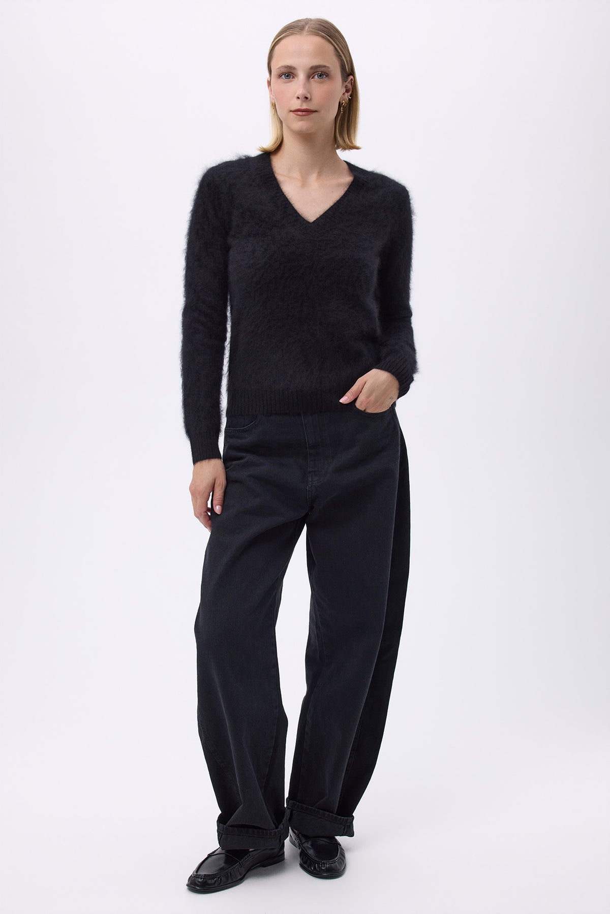 V-Neck – Børstet kashmir Mael - Sort - Dame