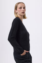 V-Neck – Børstet kashmir Mael - Sort - Dame