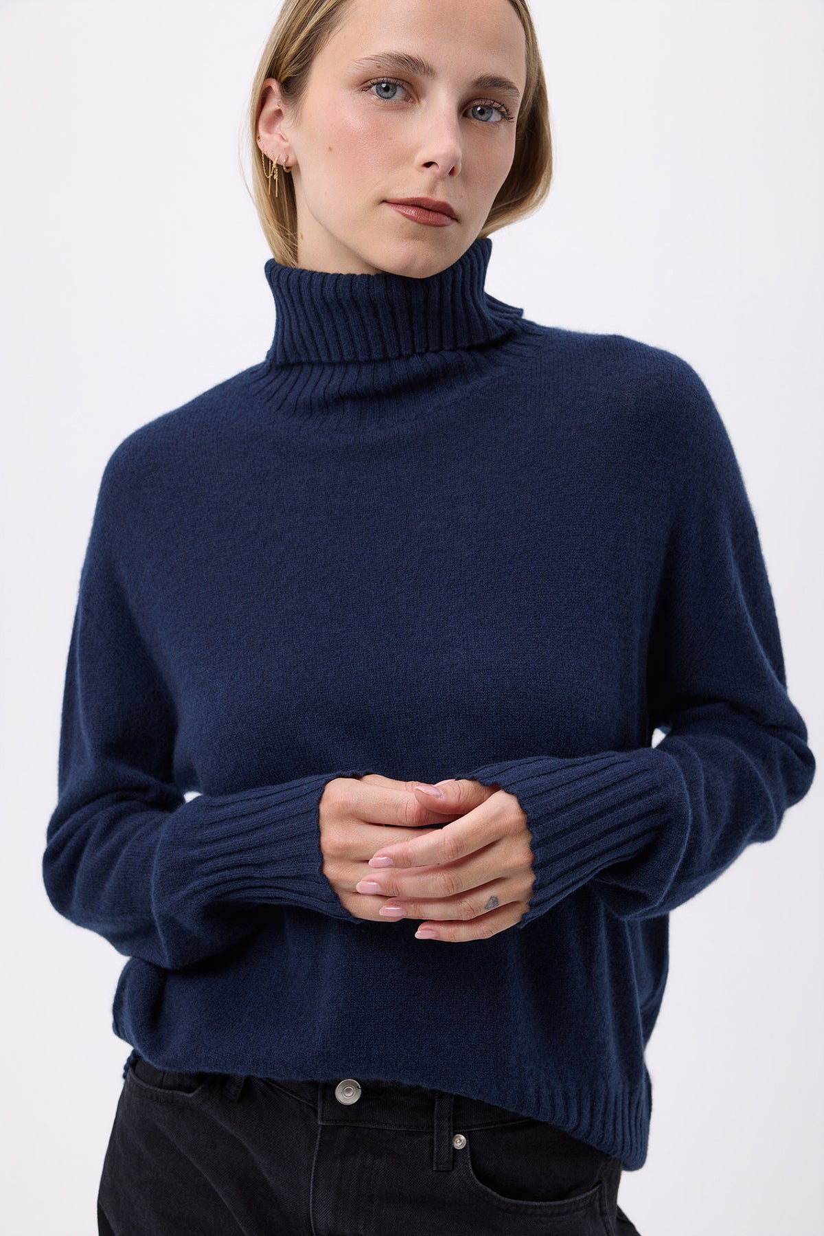 Oversize-Rollkragenpullover F Maeva - Marineblau - Damen