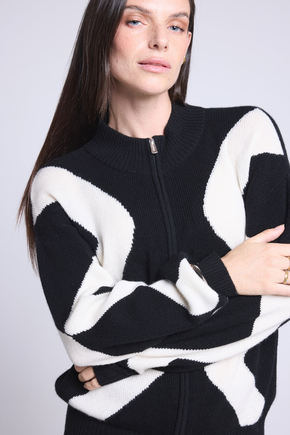 Magali Graphic Zip Jacket - Black And White - Women
