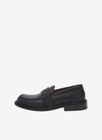 Maison Kitsune - Penny Loafer de Cuero - Negro - Mujer