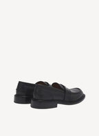 Maison Kitsune - Penny Loafer de Cuero - Negro - Mujer