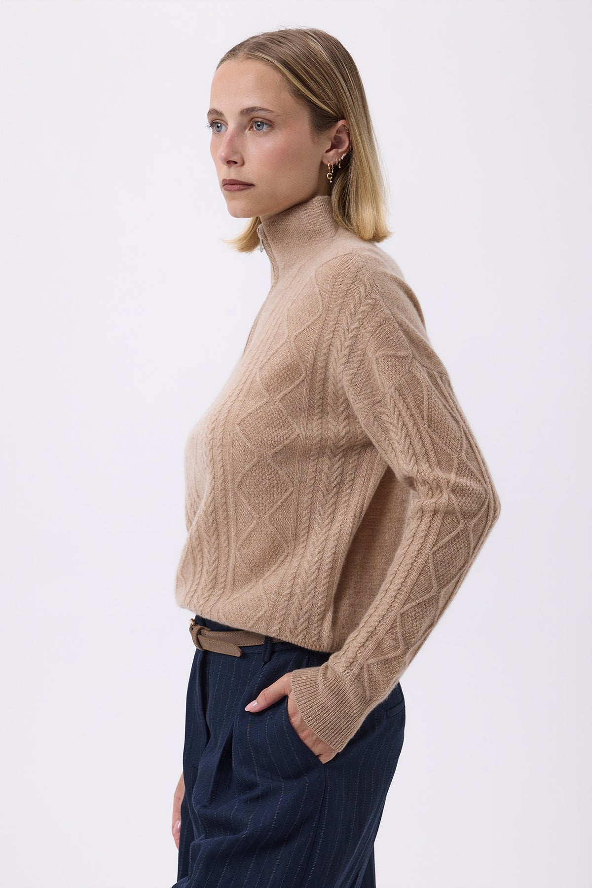 Maglione Collo Alto Ampio Con Zip A Trecce F Malka - Beige Crema - Donna