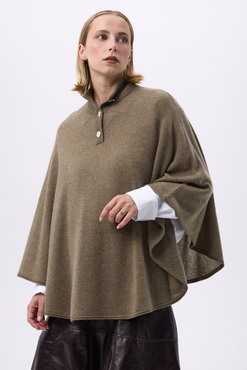 Gold-Button Poncho Margot - Khaki Green - Women