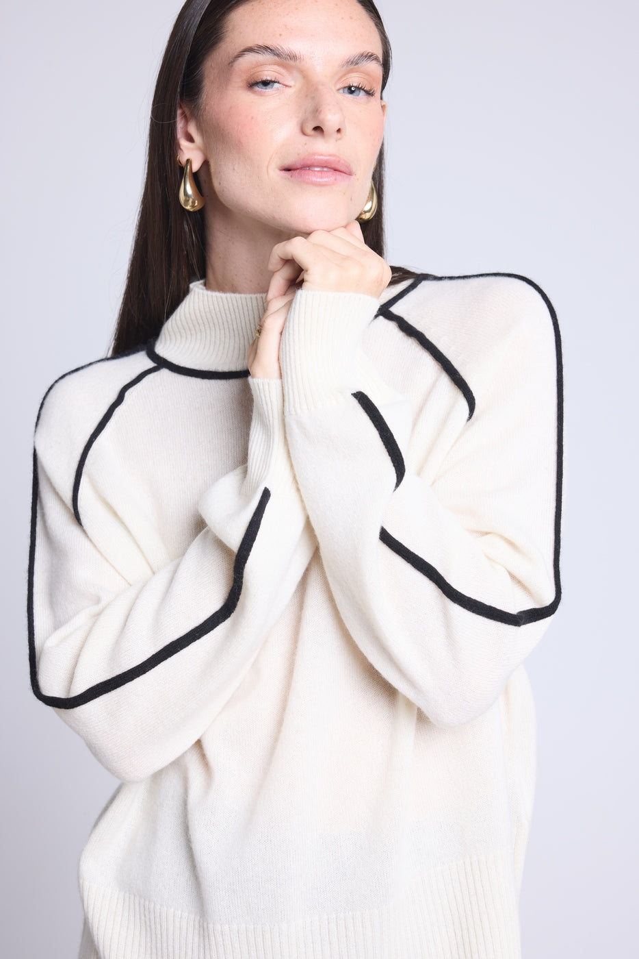 Jersey con cuello alto en contraste Megan - Blanco y negro - Mujer