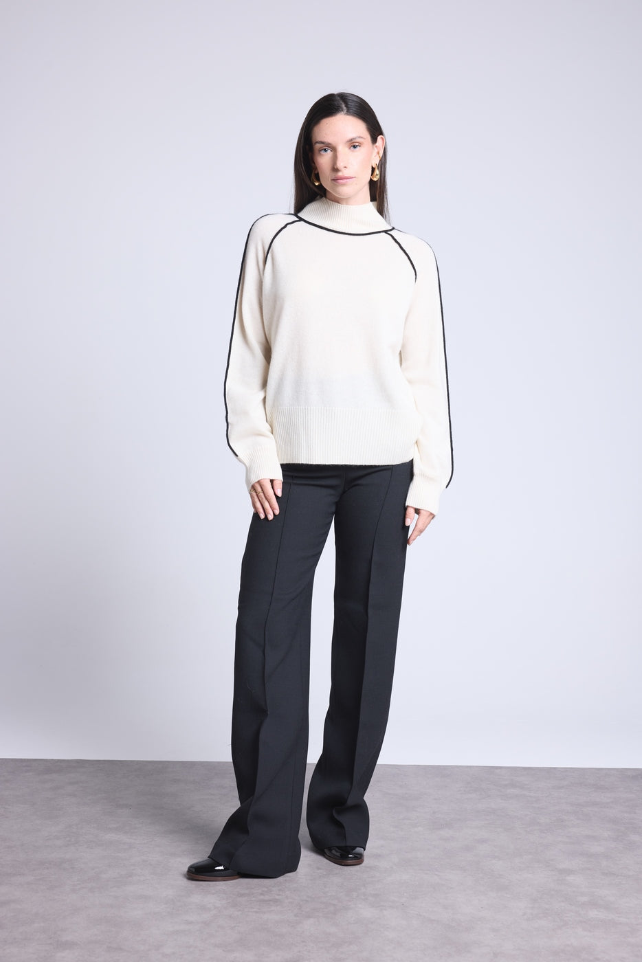 Jersey con cuello alto en contraste Megan - Blanco y negro - Mujer