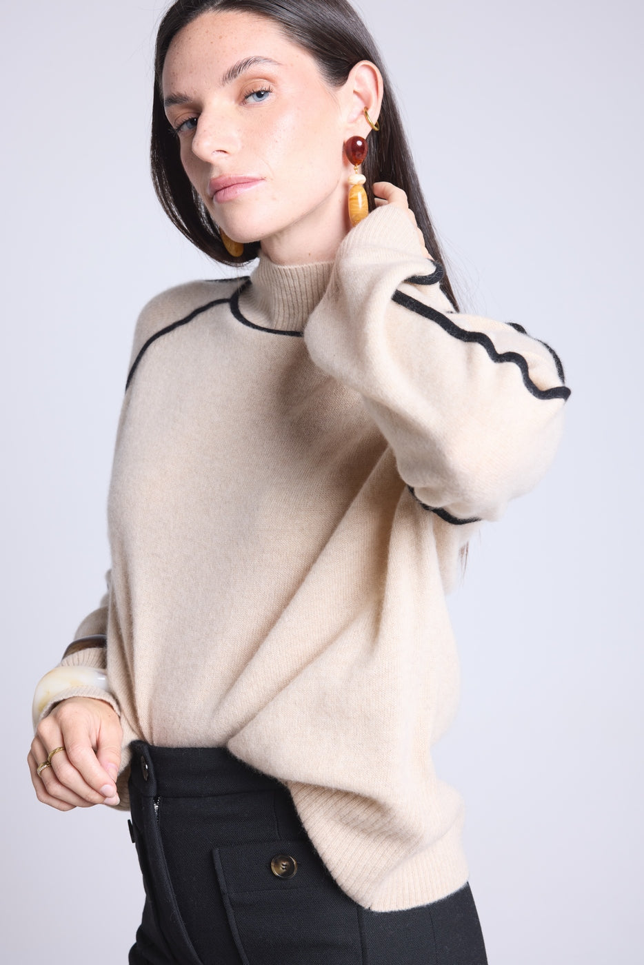 Maglione Collo Alto Contrasto Megan - Beige Crema E Nero - Donna - 100% Cashmere