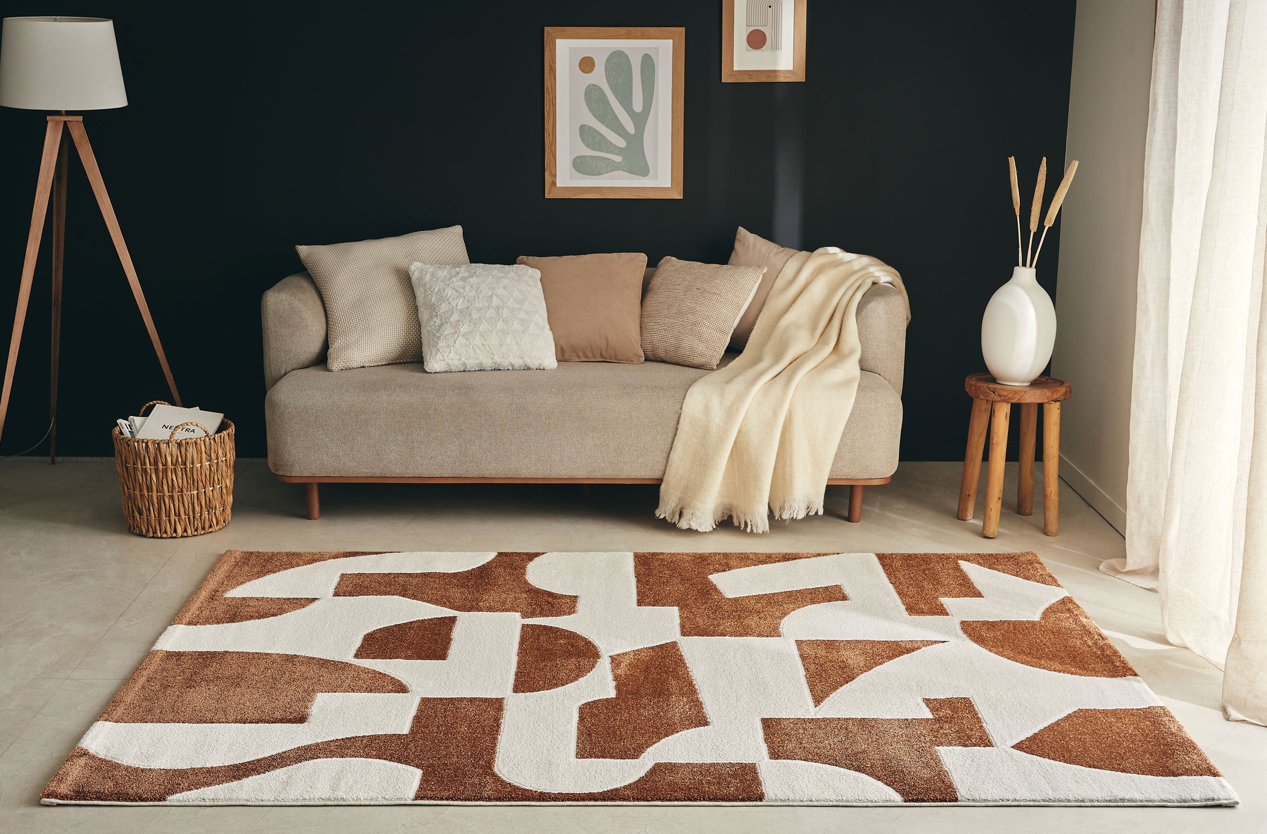 Geometric polypropylene rug with brown pattern: MEM562MAR - Nazar rugs