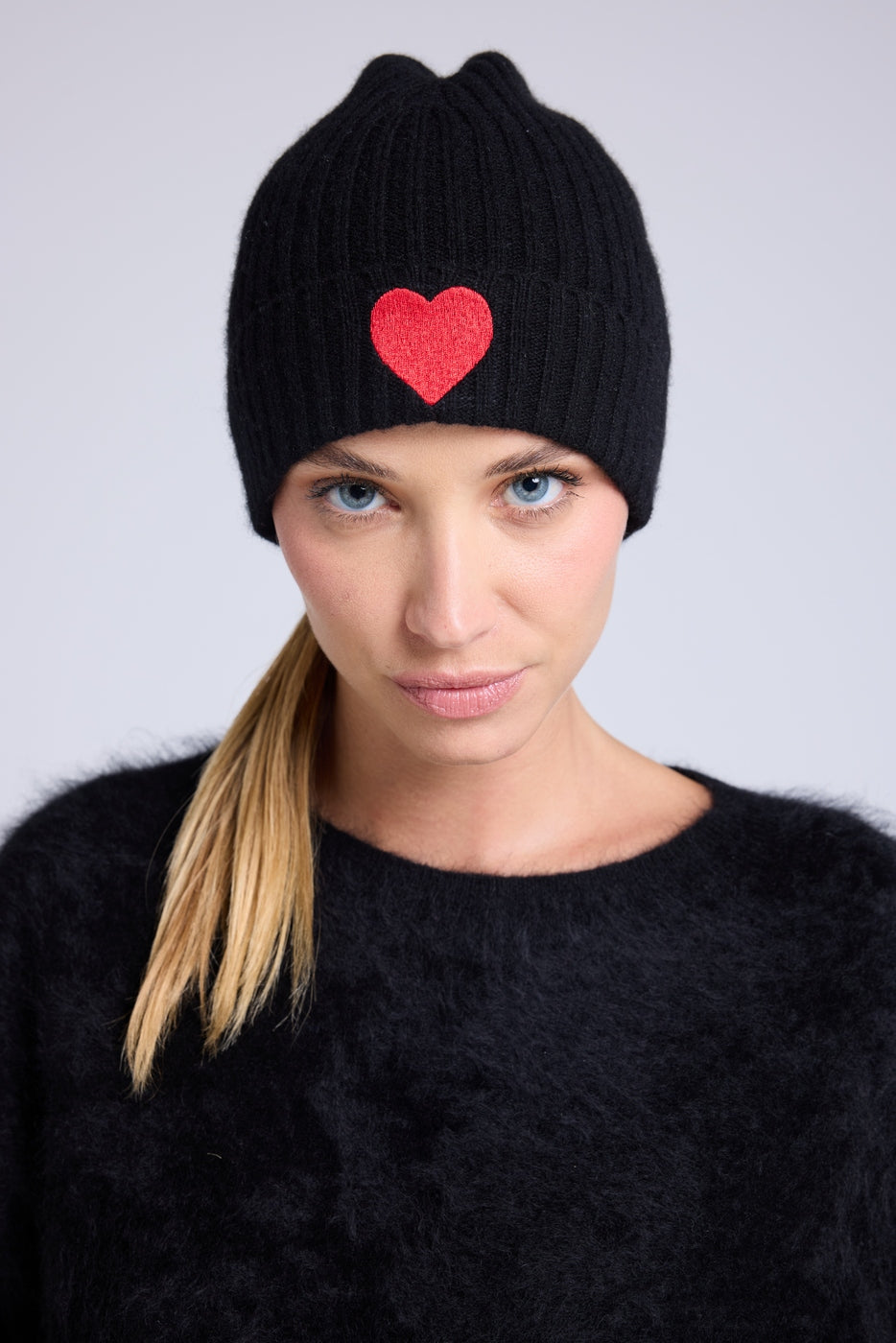 Gorro unisex con corazón - Negro Rojo - Unisex