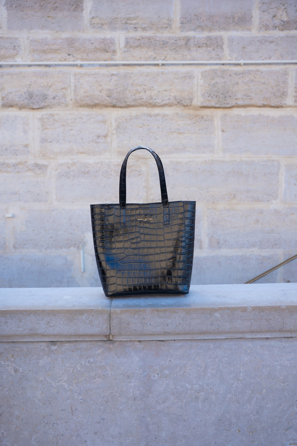 Runa Tote Bag - Black