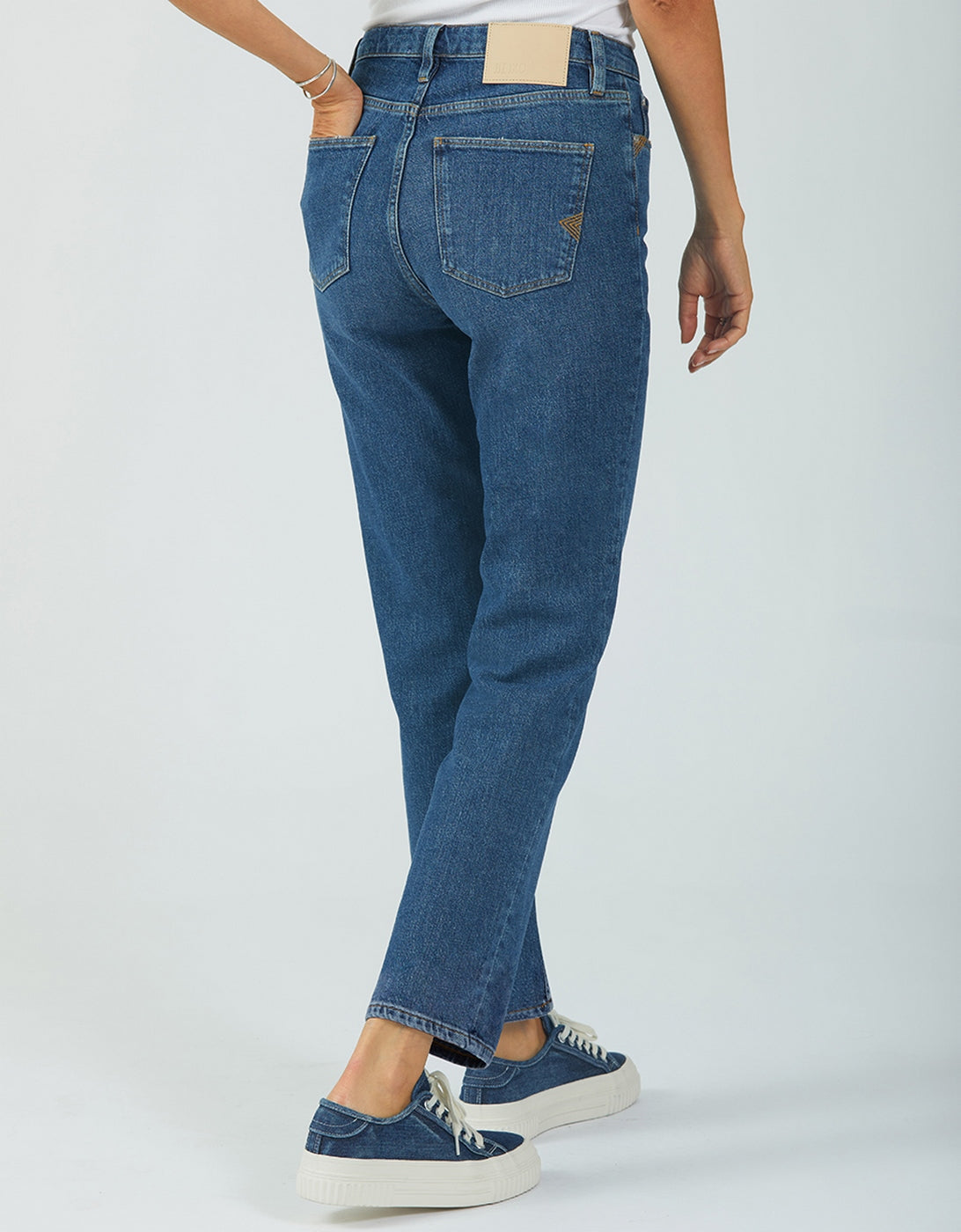 Milo Straight Jeans - Dnm V-263 - Women
