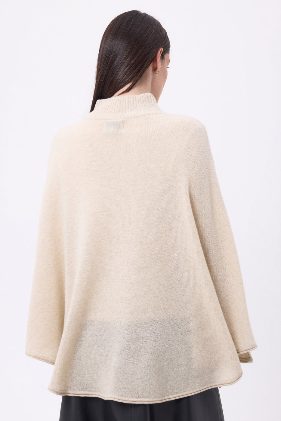 Poncho mantella con bottoni dorati Miranda - Beige crema - Donna - Cashmere e lana