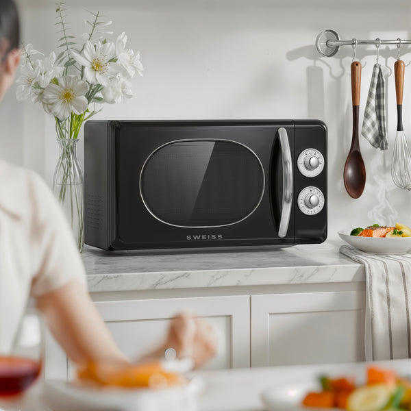 Vintage Microwave - Black