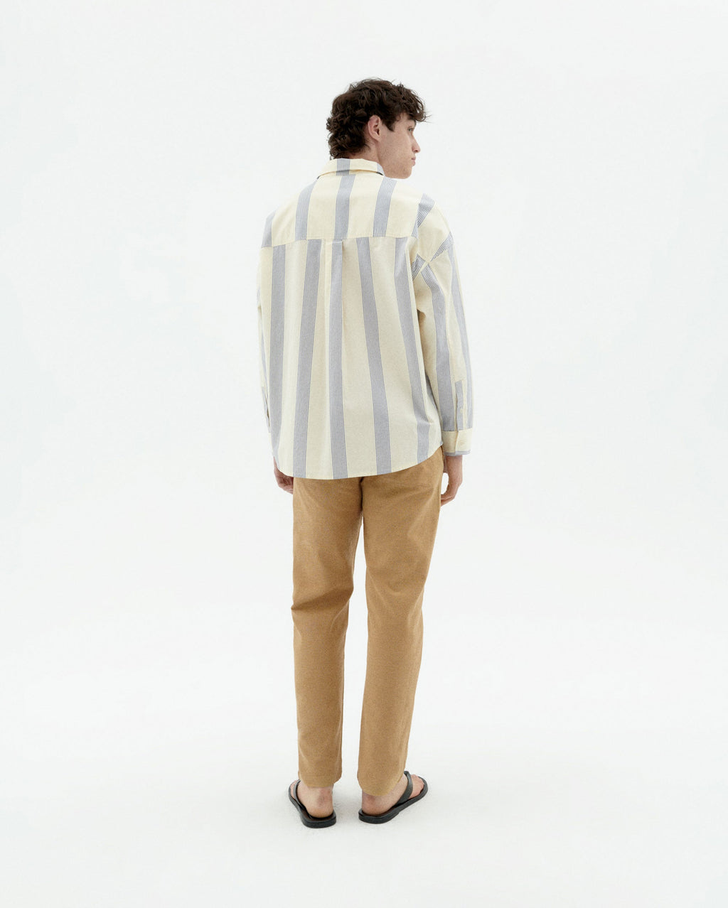 Pantalón camel Travel light sostenible-4