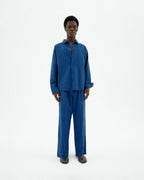 Pantalón Luc sostenible-2 azul seersucker