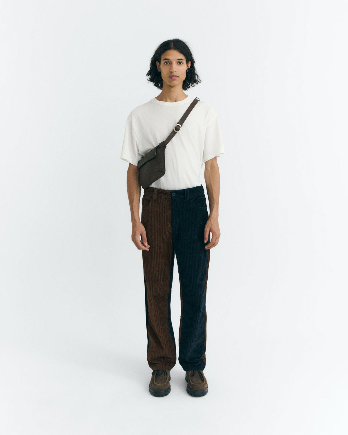 Gerade geschnittene Cordhose David - Marineblau und Braun