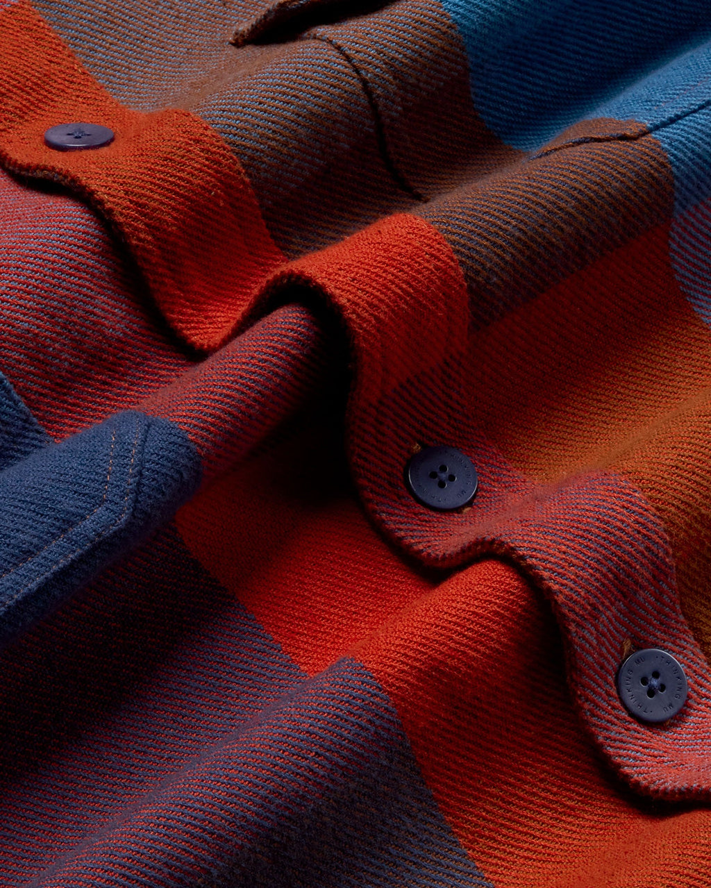 Sobrecamisa azul berry blanket Lucas sostenible-silueta-2