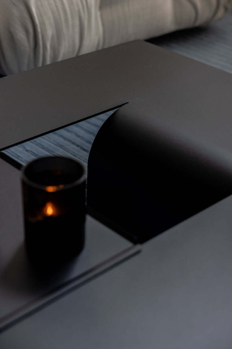 schwarzer-diseñador-couchtisch
