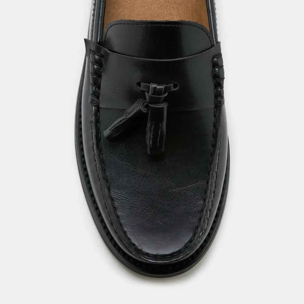 mocasines con borlas vistos desde arriba