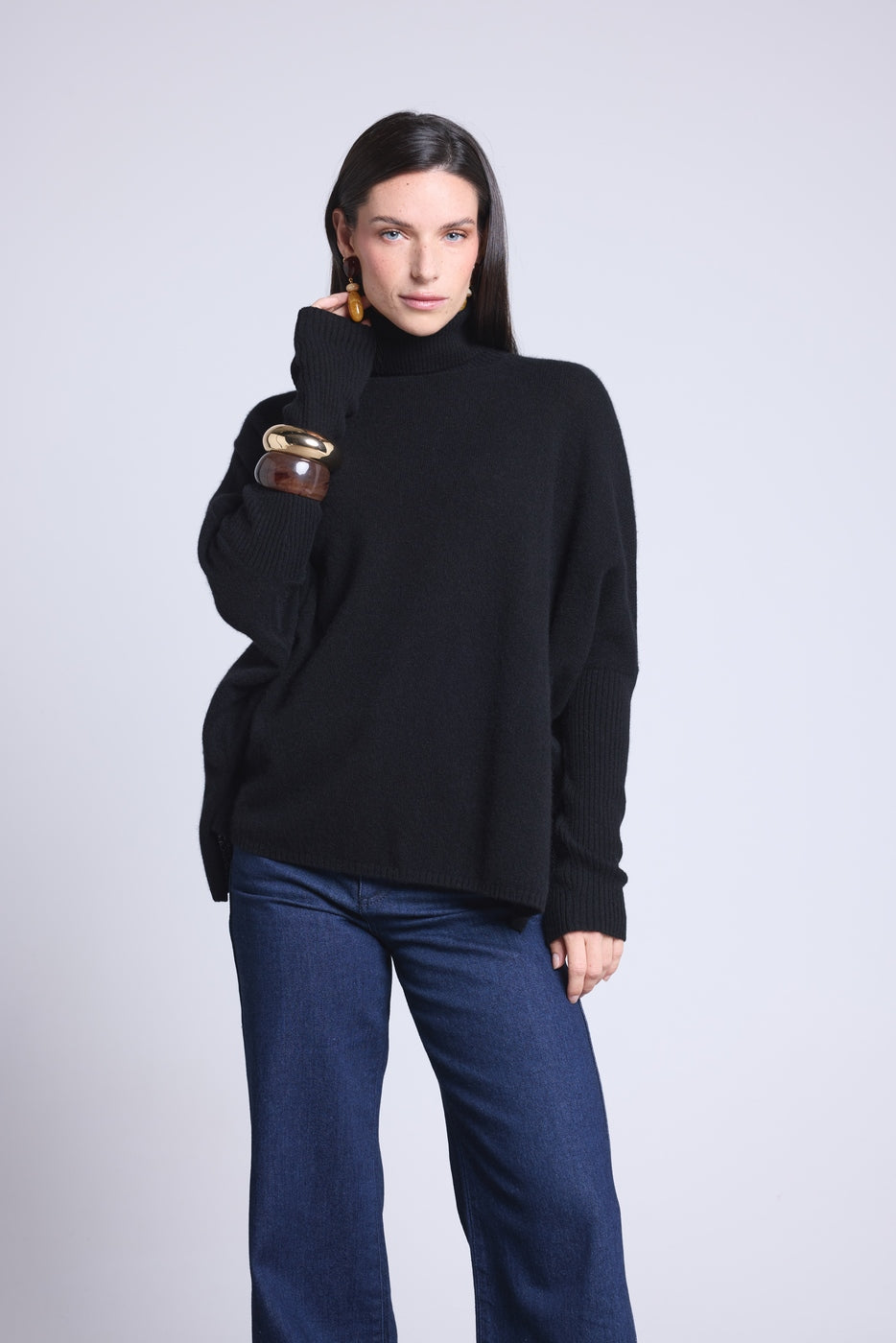 Jersey Cuello Vuelto Poncho Naya - Negro - Mujer