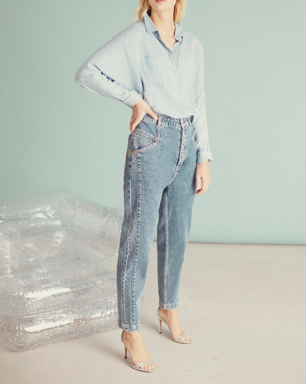 Nicola Highwaist Jeans - Denim V-439 - Women's