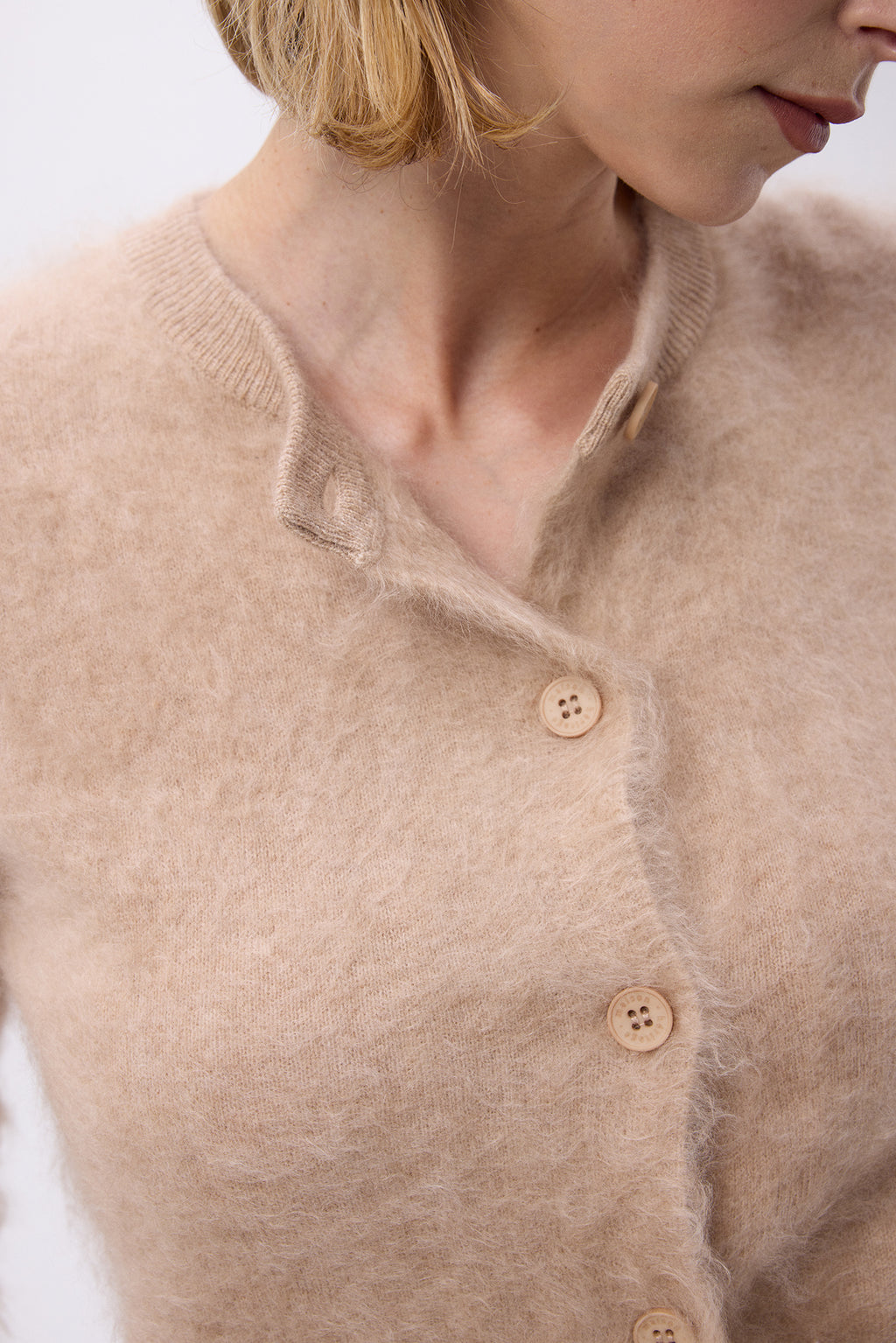 Cardigan Crew – Brushed Cashmere Noor - Cremebeige - Dame