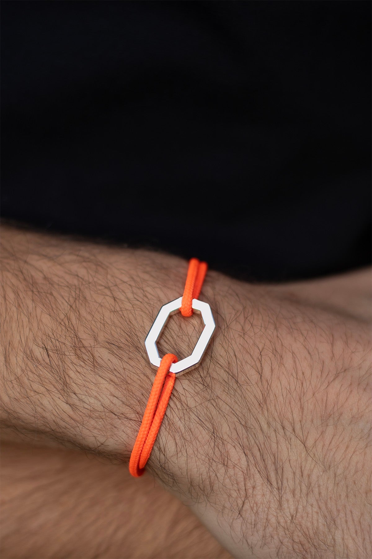 Pulsera Astra - Gris Oscuro