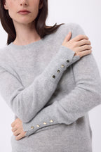 Sweter Z Okrągłym Dekoltem, Złotymi Guzikami I Bufiastymi Rękawami Od – Jasnoszary – Kobieta – 100% Kaszmir