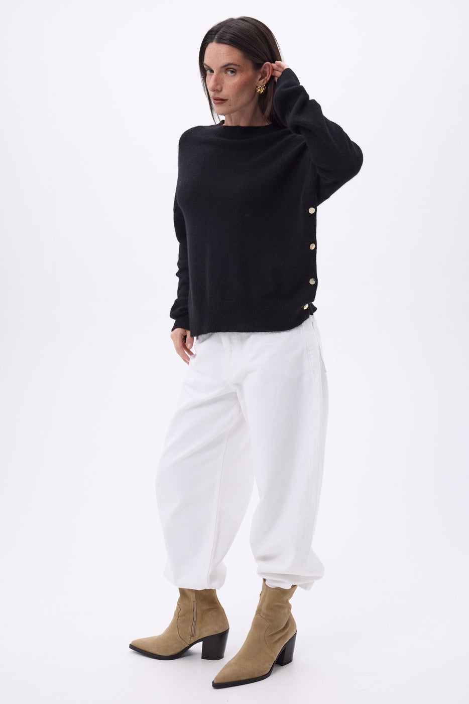 Maglione Girocollo Con Bottoni Laterali Dorati Ora - Nero - Donna - 100% Cashmere