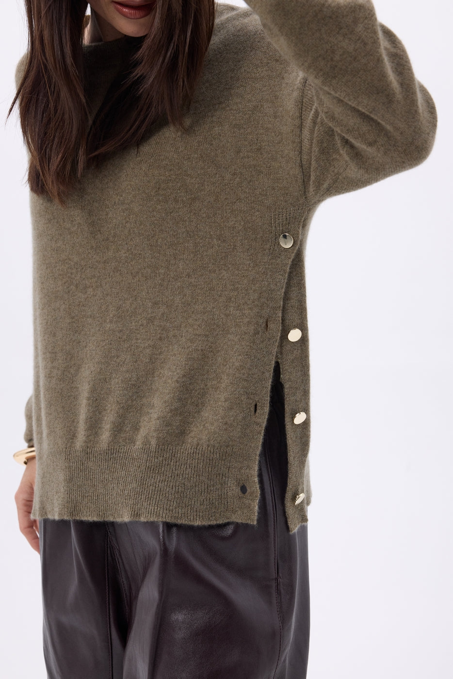 Pull Col Rond À Boutons Latéraux Dorés Ora - Khaki Chine - Femme - 100% Cachemire