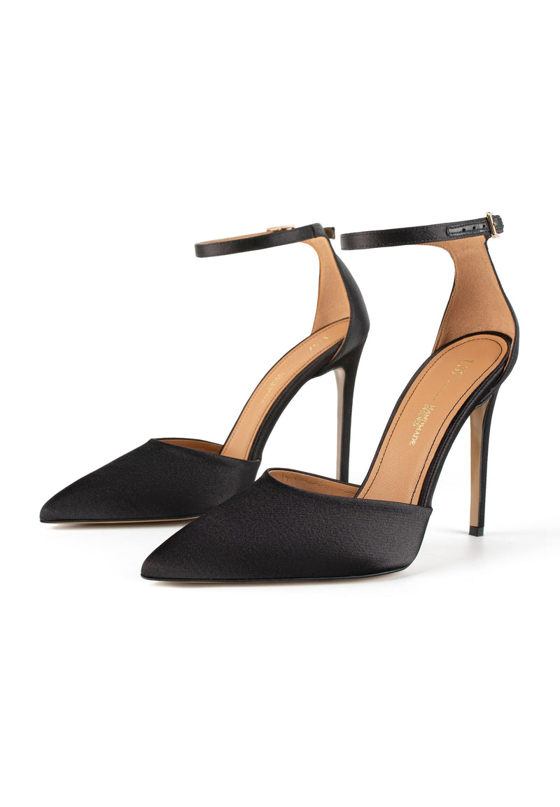 Come Away With Me Pumps - Black