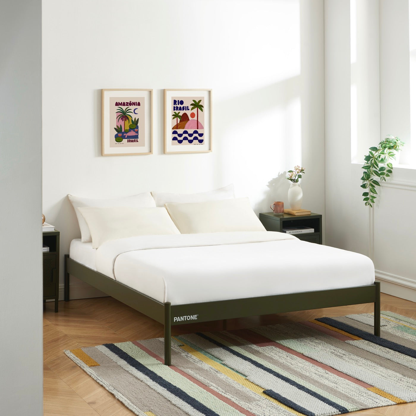 Cama 140x190 - Metal - Verde Oliva - Somier Incluido
