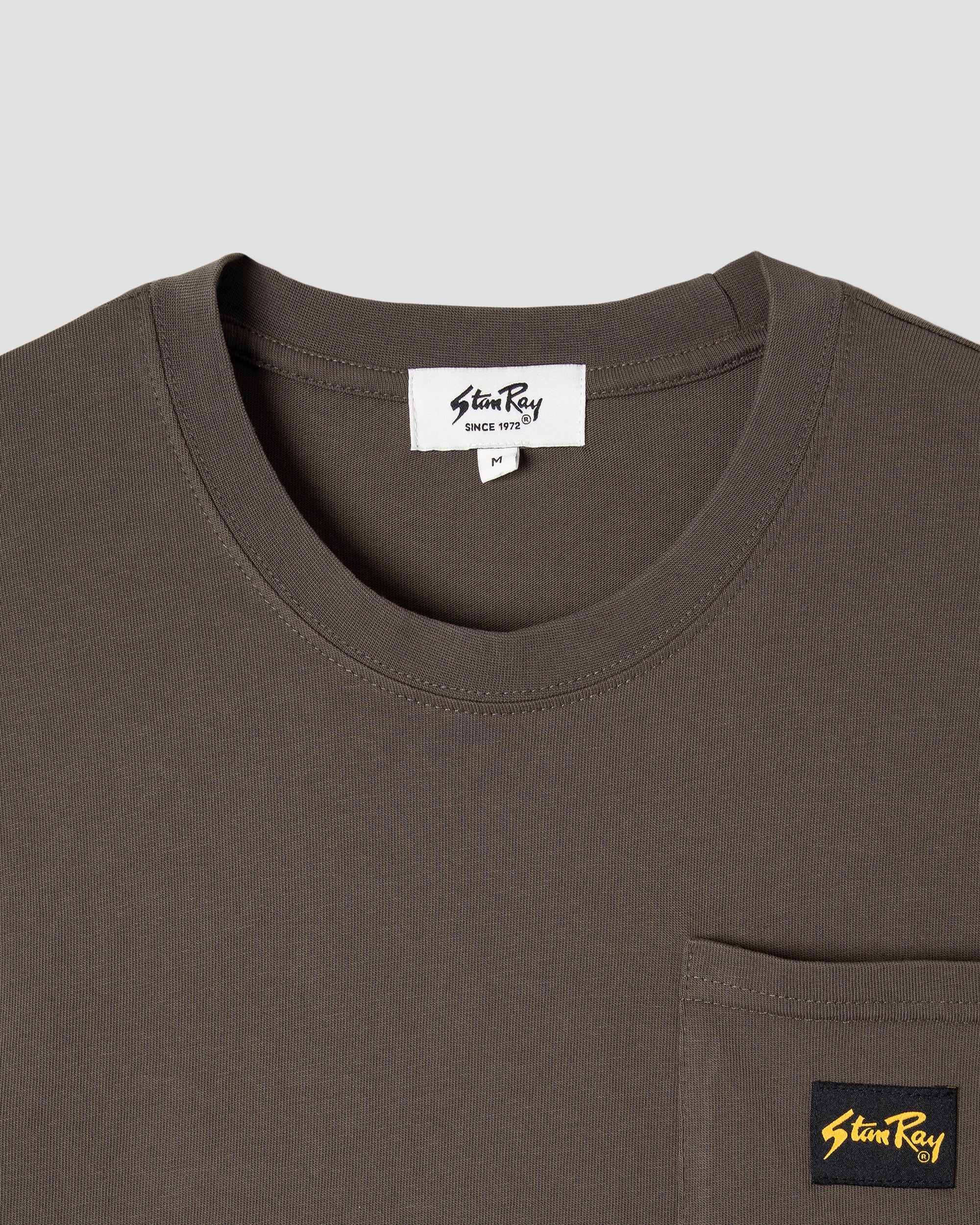 Camiseta con bolsillo de parche - Negro lavado - SS25